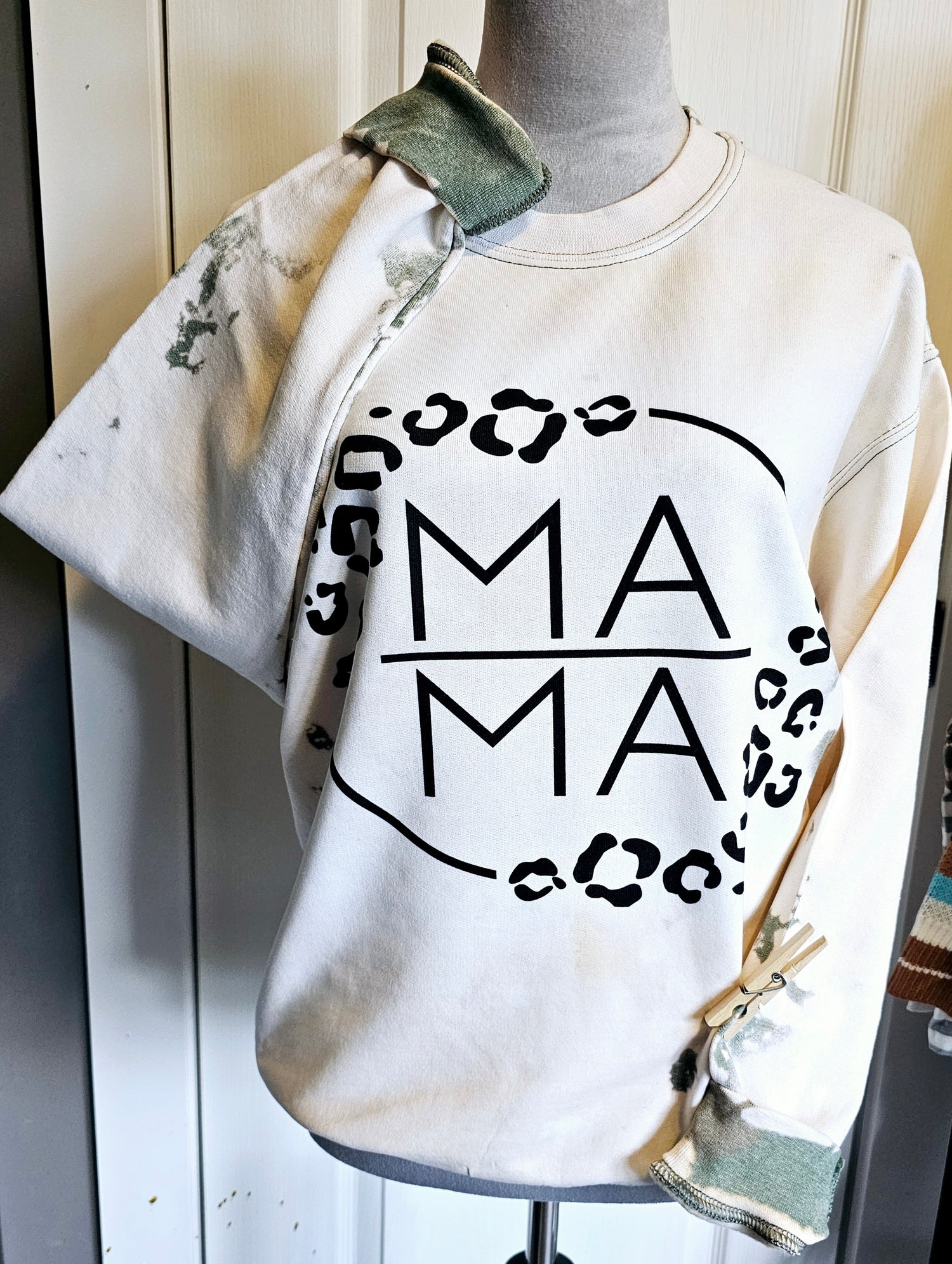 MAMA cheetah sweatshirt